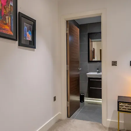 The Gallery At Ryedale House יורק